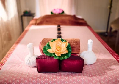 Massageliege vom Kopf aus aufgenommen